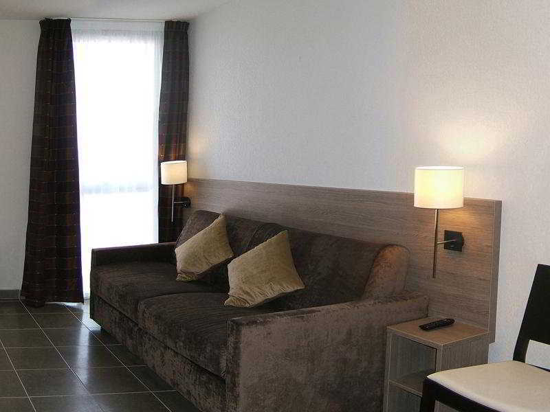 Apparthotel Sejours & Affaires Маноск Екстериор снимка